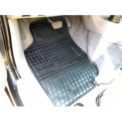 Гумени стелки за TOYOTA Hilux (2005-2015)