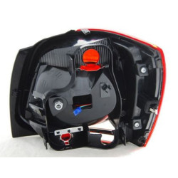 Кристални стопове POLO 6R (2009+) - червени с опушен мигач