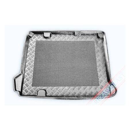 Стелка за багажник за Citroen C4 (2010+) със сyбуфер