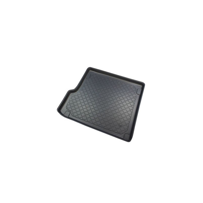 Гумирана стелка за багажник за BMW X3 E83 (2004-2010)