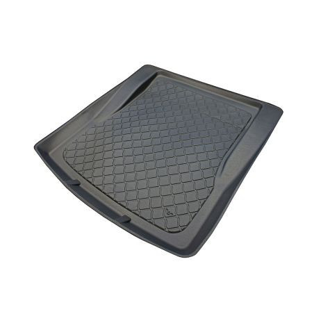 Гумирана стелка за багажник за  BMW 3 E90 Sedan / E92 Coupe (2005-2011)