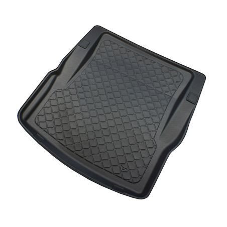 Гумирана стелка за багажник за BMW 3 F30 (2012+) Sedan / BMW 4 Coupe F32 (2013+)