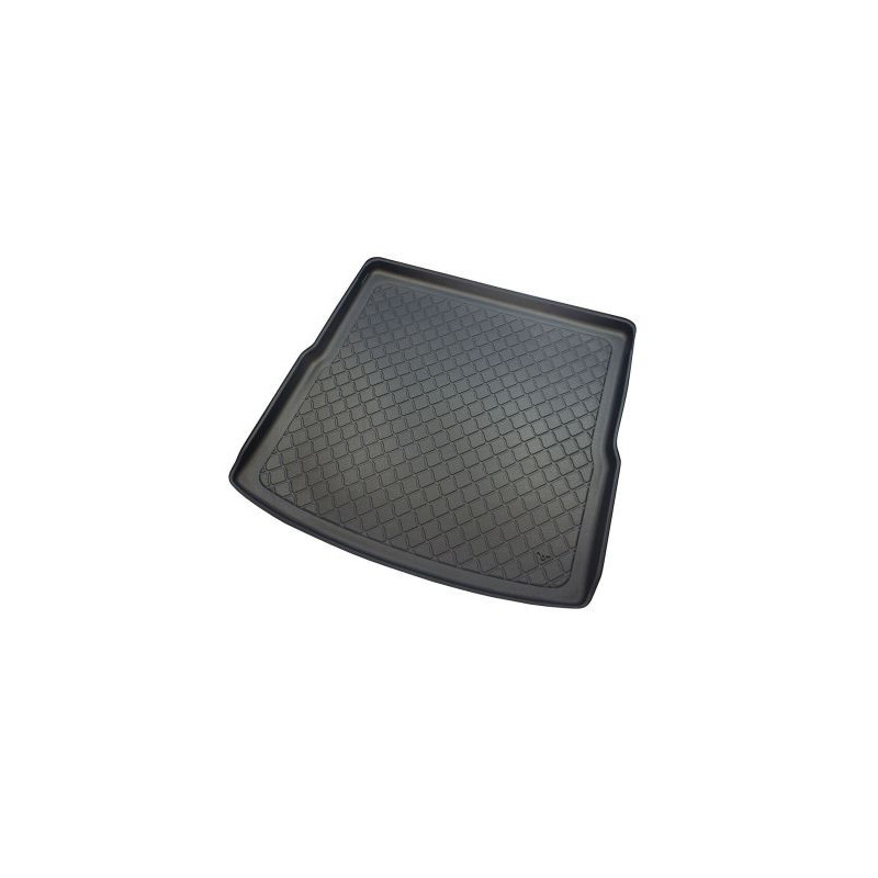 Гумирана стелка за багажник за Volkswagen Golf 5 (2007-2009) Combi / Golf 6 Combi (2009-2013)