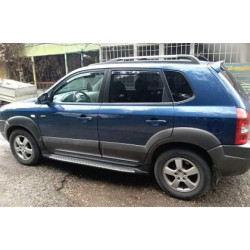 Степенки за Hyundai Tucson (2004-2012) - BMW Дизайн