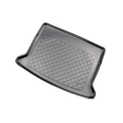 Стелка за багажник  Mazda CX30 (2019+)