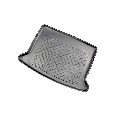 Стелка за багажник  Mazda CX30 (2019+)