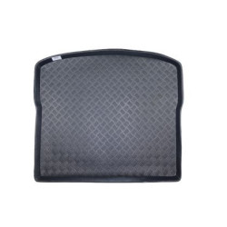 Стелка за багажник за Ford Focus III (2015-2018) combi