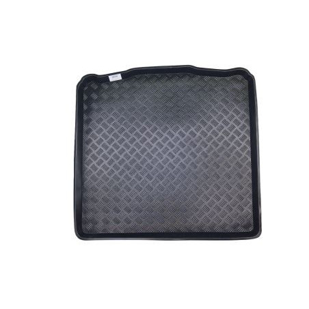 Стелка за багажник за Volkswagen Golf 7 (2014+). combi