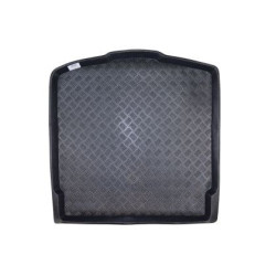 Стелка за багажник за Toyota Auris II (2013+) combi