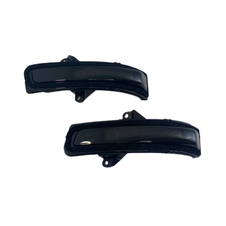 Диодни мигачи за странични огледала за Suzuki Swifti (2012+) - опушени с бягащ мигач