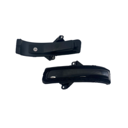 Диодни мигачи за странични огледала за Suzuki Swifti (2012+) - опушени с бягащ мигач