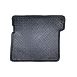 Стелка за багажник за Nissan Patrol (2004+)