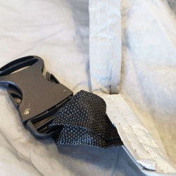 Покривало за кола ватирано отвътре, с цип за шофьорската врата и джобове за огледала - размер M 432x173x119cm