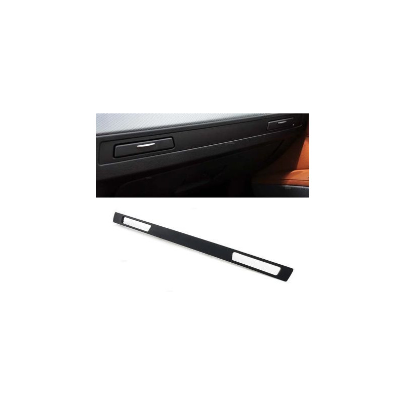 Конзола за табло за 2бр. поставки за чаши за BMW E90 - за коли без фабрични поставки за чаши