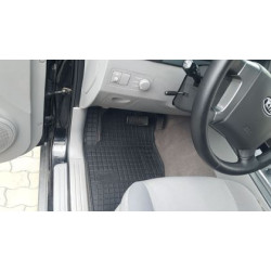Гумени стелки за KIA Sorento I (2003-2009)