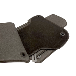 Мокетни стелки за Vw Golf 5 / 6 / Jetta (2005-2011) с елипса щипки