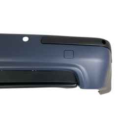 Задна броня за BMW E39 седан - M5 дизайн с единичен дифузер с отвори за парктроник грундирана