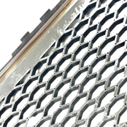 Решетка без емблема за Audi A4 B8 (2008-2011) - RS Look с хром рамка