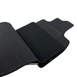 Мокетни стелки за Dacia Duster (2023+) hybrid