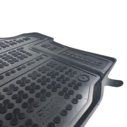 Гумени стелки за Renault Master (2024+) front with an extra material on the driver side, version 3 passenger -