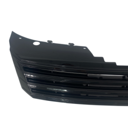 Решетка без емблема VW PASSAT 3C (2010+) - черна