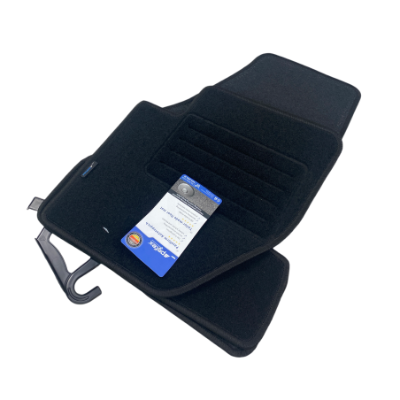 Мокетни стелки за VOLVO V40 / V40 Cross Country (2012-2020)