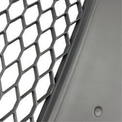 Решетка с поставка за емблема за Audi A3 (2005-2008) - RS-Look с Хромрамка